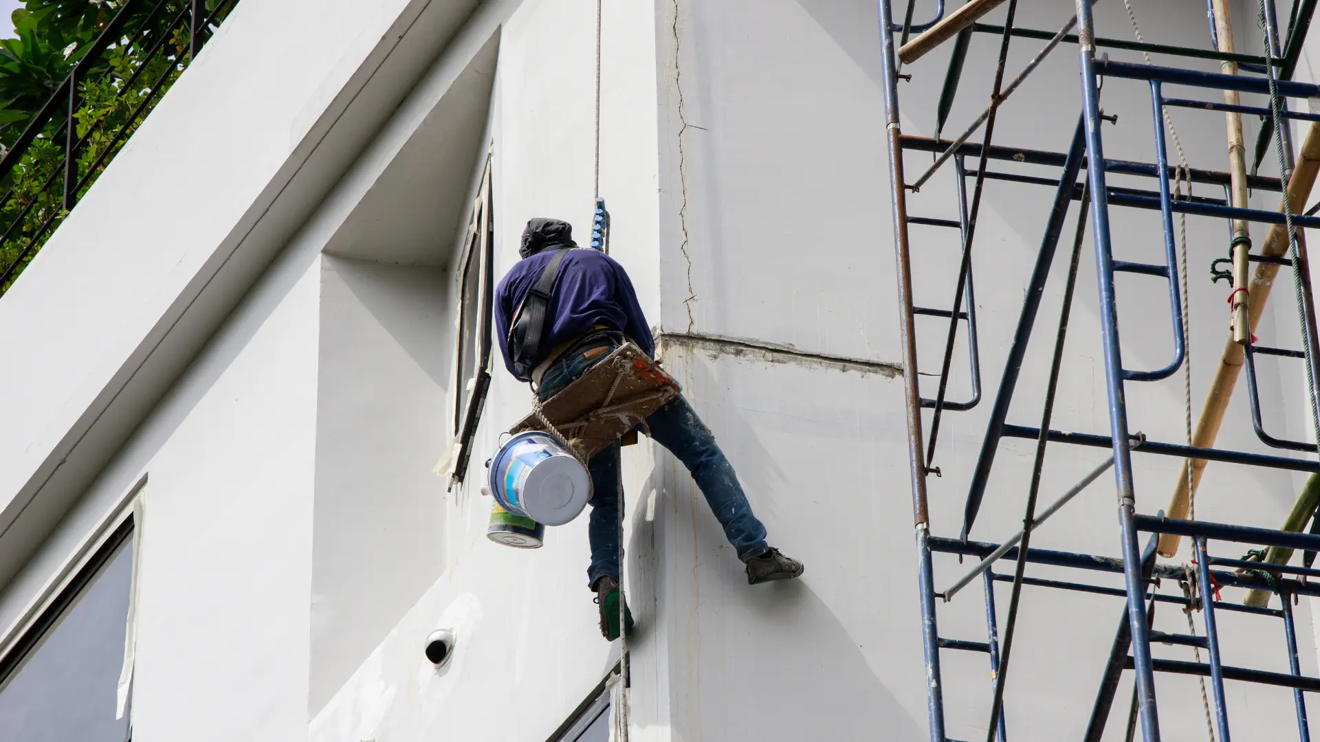 benefits of exterior commercial painting
